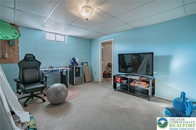 35 Ridgeview Drive, Towamensing Twp, PA 18235