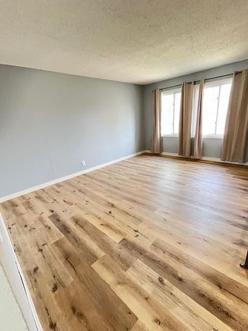 760 Larpenteur Avenue E, Saint Paul, MN 55117