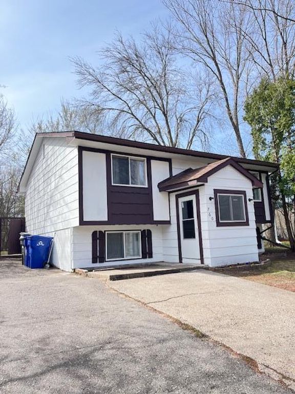 760 Larpenteur Avenue E, Saint Paul, MN 55117