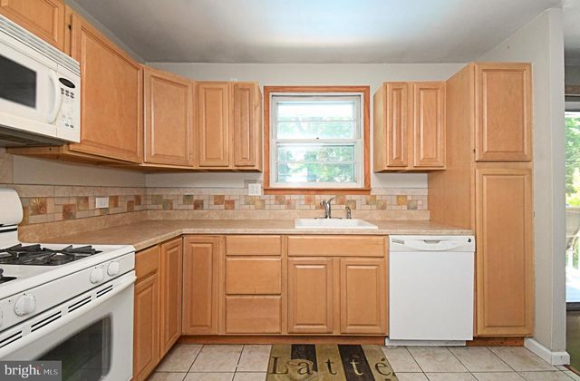 609 MANSFIELD RD, Willow Grove, PA 19090