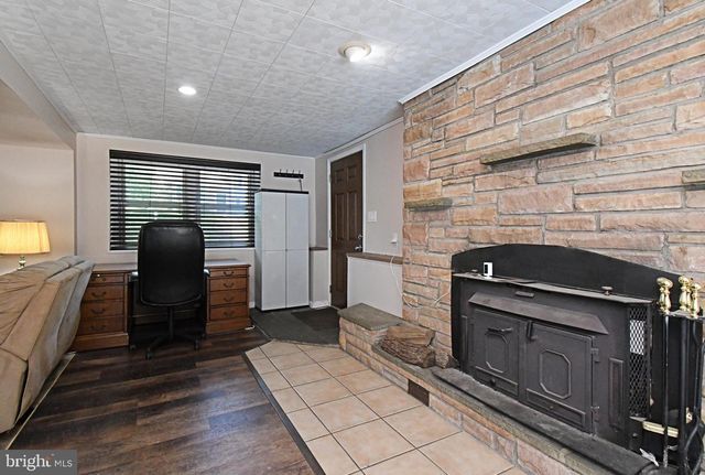 609 MANSFIELD RD, Willow Grove, PA 19090