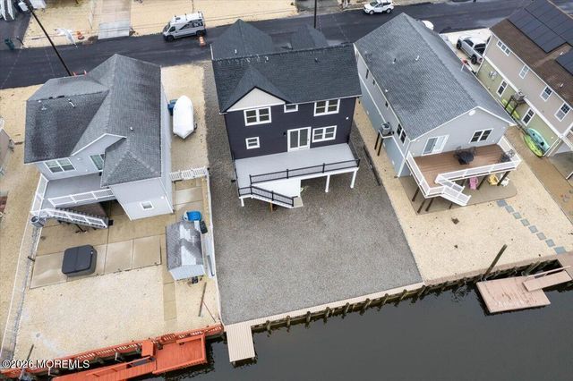 16 W Raritan Drive, Little Egg Harbor, NJ 08087