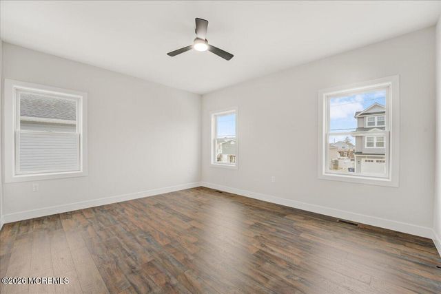 16 W Raritan Drive, Little Egg Harbor, NJ 08087