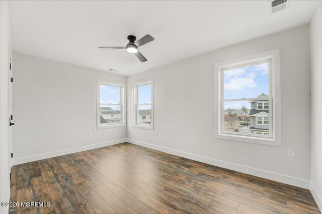 16 W Raritan Drive, Little Egg Harbor, NJ 08087