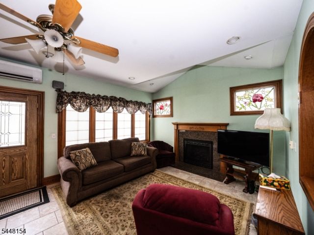 220 Clinton Ave 2, Clifton City, NJ 07011