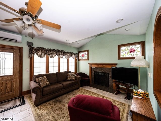 220 Clinton Ave 2, Clifton City, NJ 07011