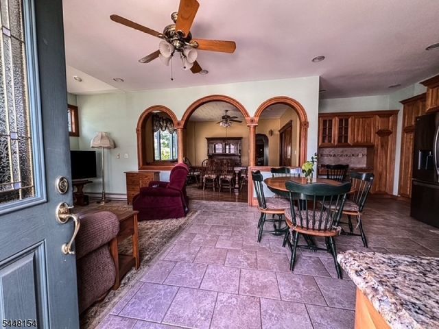 220 Clinton Ave 2, Clifton City, NJ 07011