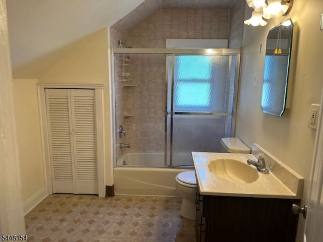 220 Clinton Ave 2, Clifton City, NJ 07011