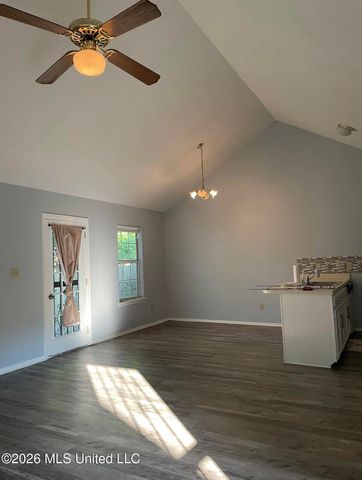 5543 Tiki Lane, Jackson, MS 39212