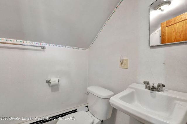 2701 Creston Avenue, Lansing, MI 48906