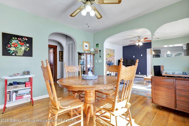 2701 Creston Avenue, Lansing, MI 48906