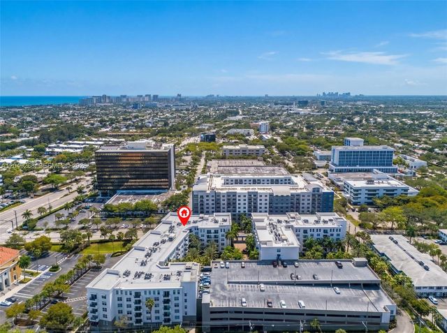 2421 NE 65th St 403, Fort Lauderdale, FL 33308