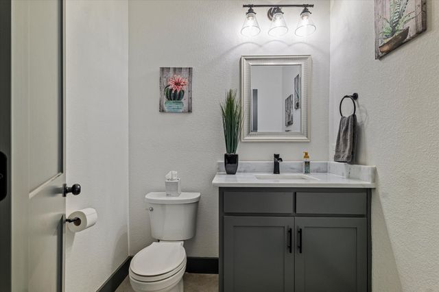 939 Graham Grove Road, Collinsville, TX 76233