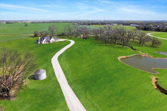 939 Graham Grove Road, Collinsville, TX 76233