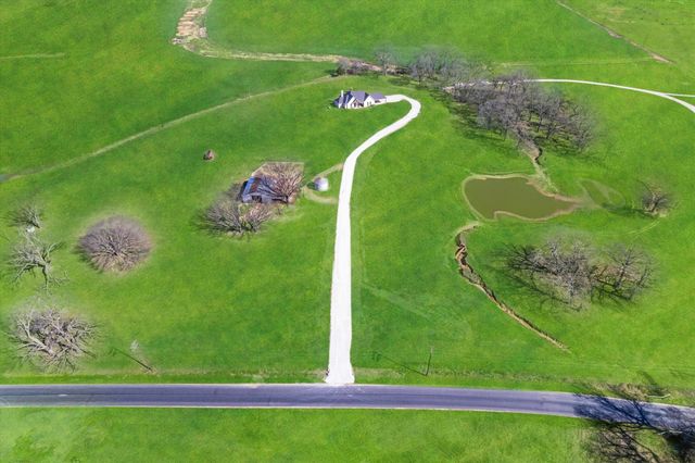 939 Graham Grove Road, Collinsville, TX 76233