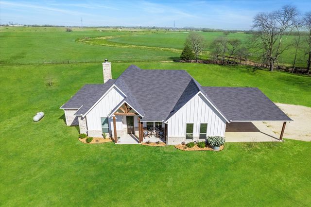 939 Graham Grove Road, Collinsville, TX 76233