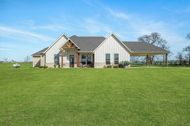939 Graham Grove Road, Collinsville, TX 76233