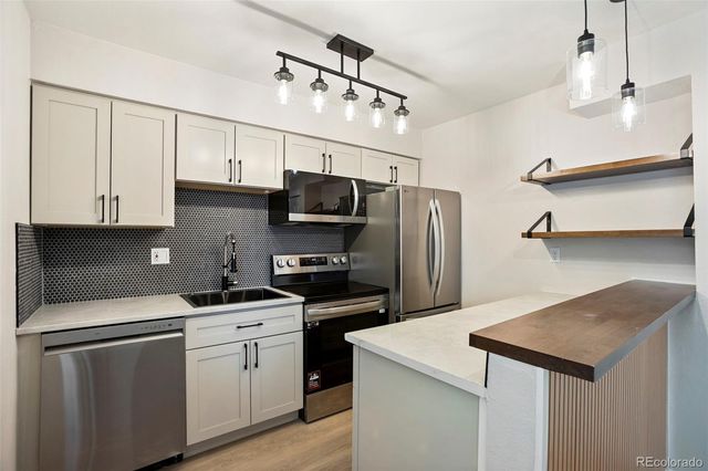 3354 S Flower Street 12, Lakewood, CO 80227
