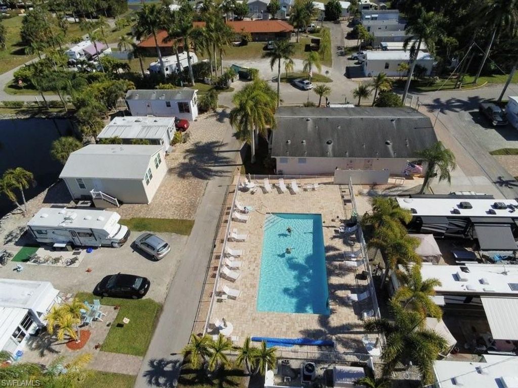 3719 Peppermint WAY, BONITA SPRINGS, FL 34134 — photo 4