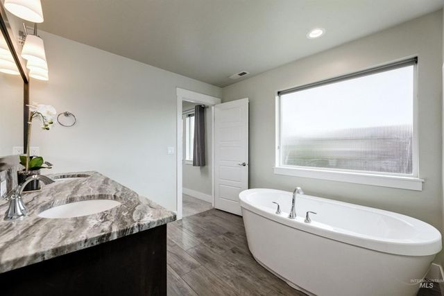 5832 N Bolsena Ave, Meridian, ID 83646