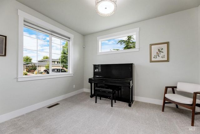 5832 N Bolsena Ave, Meridian, ID 83646