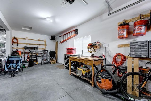5832 N Bolsena Ave, Meridian, ID 83646