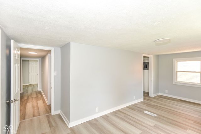 401 Sweetland Avenue, Tipton, IN 46072