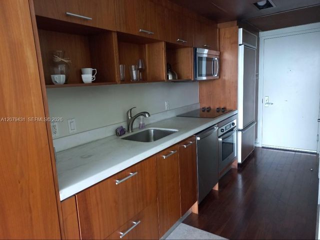 50 Biscayne Boulevard 707, Miami, FL 33132