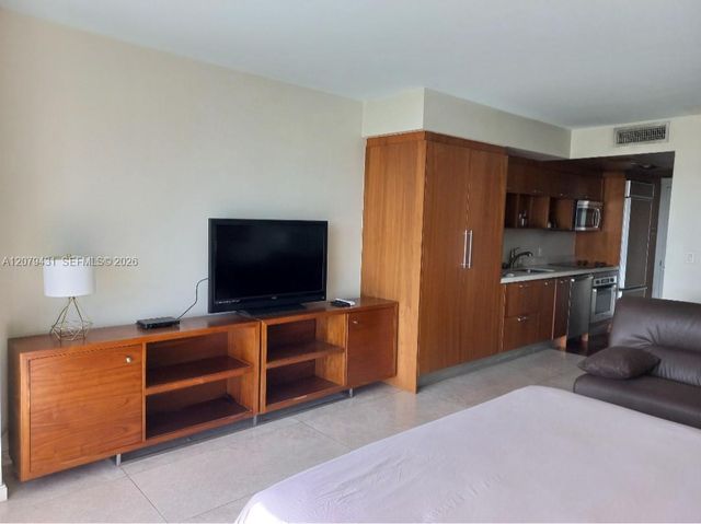 50 Biscayne Boulevard 707, Miami, FL 33132