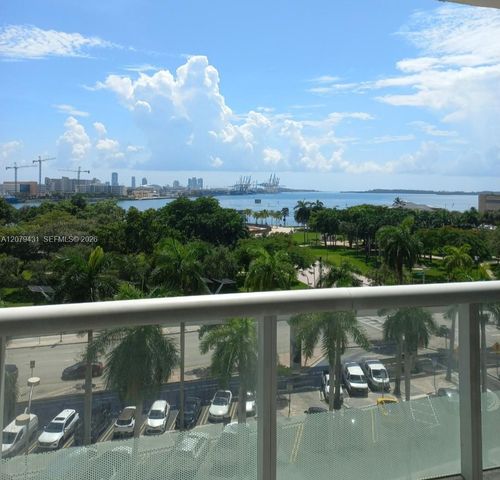 50 Biscayne Boulevard 707, Miami, FL 33132