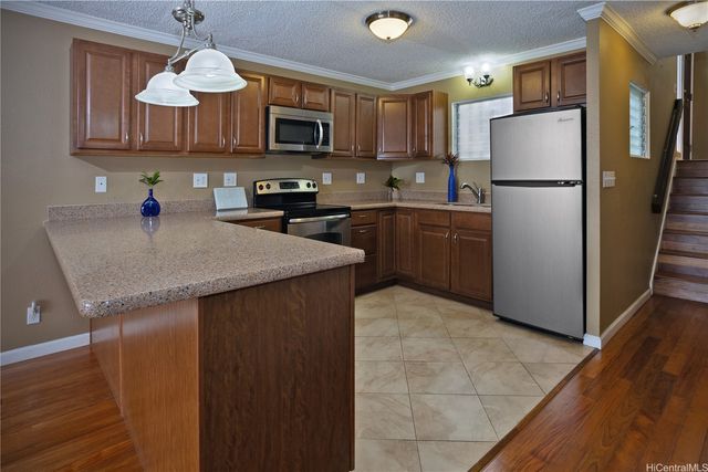 98-1066 Komo Mai Drive 92, Aiea, HI 96701