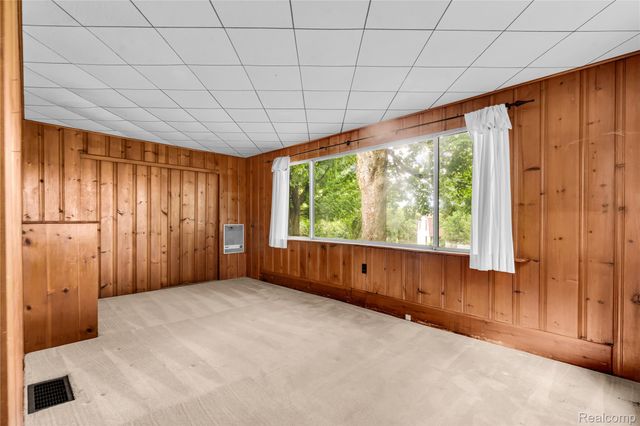 1600 E Dryden Road, Metamora Township, MI 48455