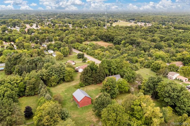 1600 E Dryden Road, Metamora Township, MI 48455