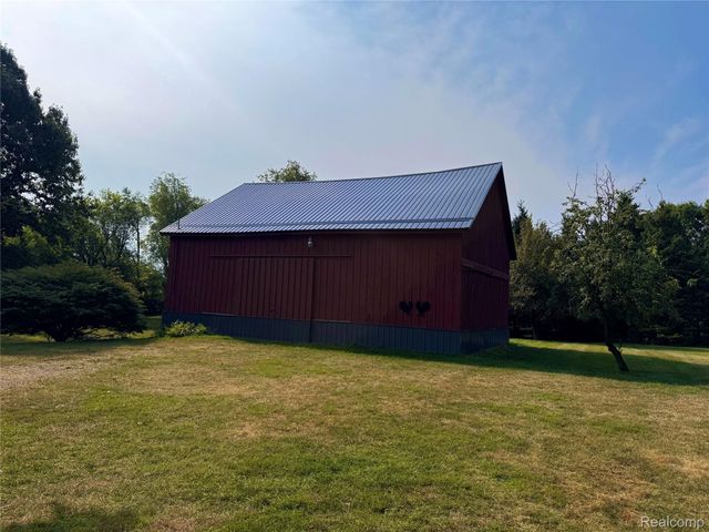 1600 E Dryden Road, Metamora Township, MI 48455