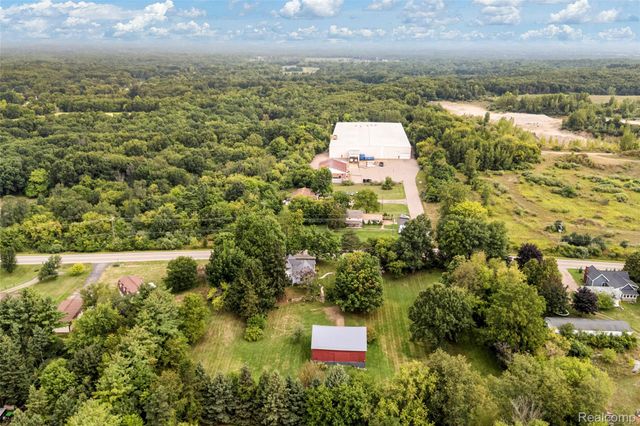 1600 E Dryden Road, Metamora Township, MI 48455