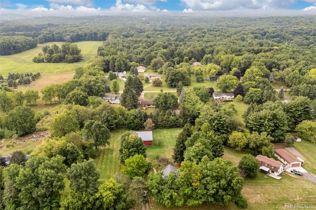 1600 E Dryden Road, Metamora Township, MI 48455