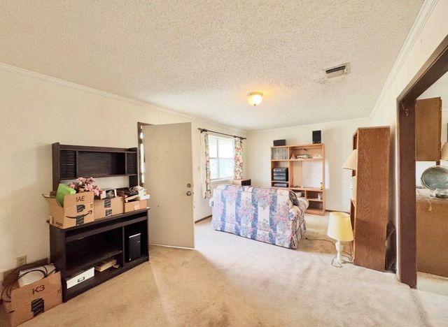 789 Upper Elgin River RD, Elgin, TX 78621