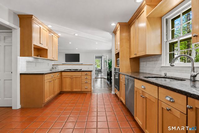 4 Cardinal Lane, Westport, CT 06880