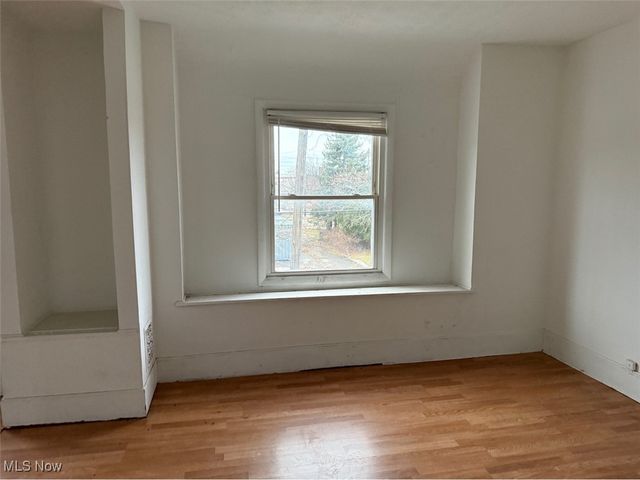 7611 Marble Avenue, Cleveland, OH 44105