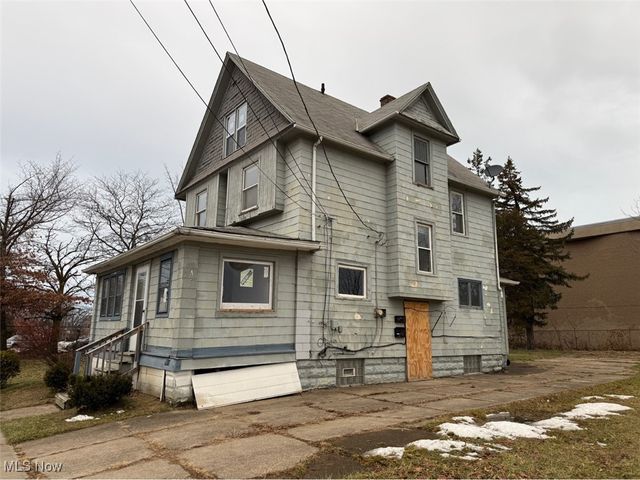 7611 Marble Avenue, Cleveland, OH 44105