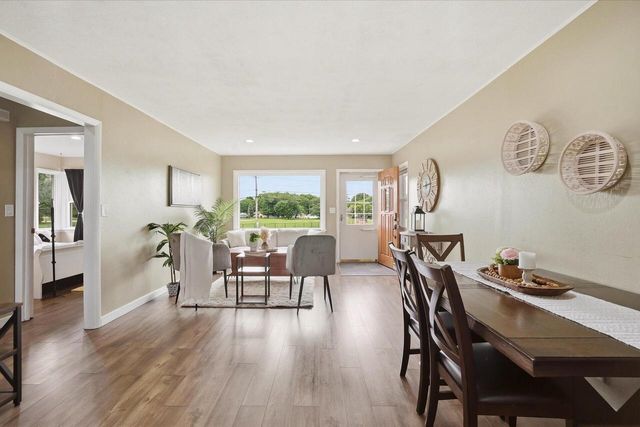 920 N Grandview BOULEVARD, Waukesha, WI 53188