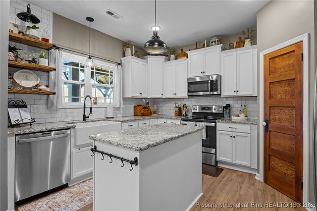 11 Rainmaker Street, Linden, NC 28356