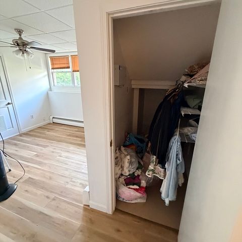 11 Thyme Ln, North Attleboro, MA 02760