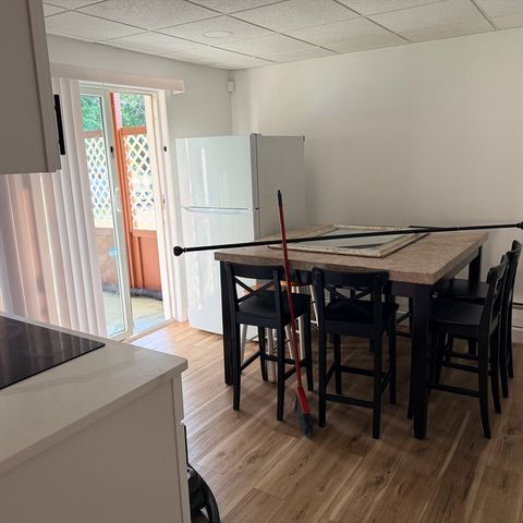 11 Thyme Ln, North Attleboro, MA 02760