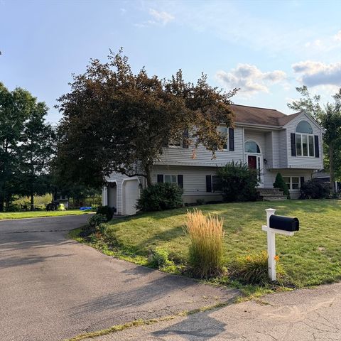 11 Thyme Ln, North Attleboro, MA 02760