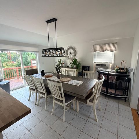 11 Thyme Ln, North Attleboro, MA 02760