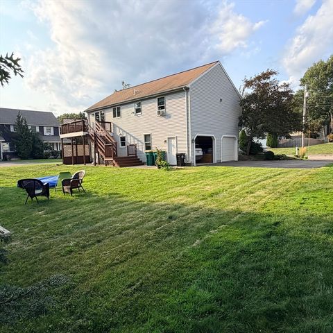 11 Thyme Ln, North Attleboro, MA 02760