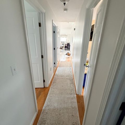 11 Thyme Ln, North Attleboro, MA 02760