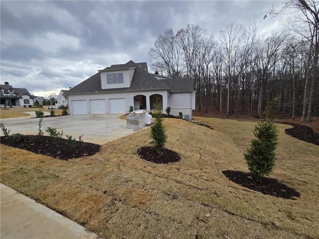5309 Founders Way, Flowery Branch, GA 30542