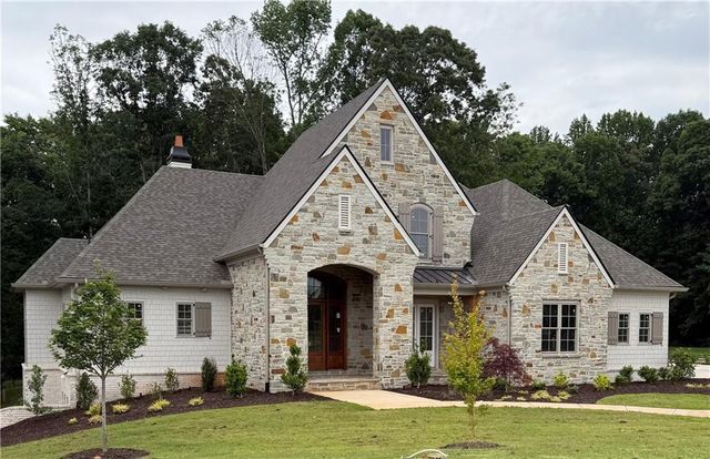 5309 Founders Way, Flowery Branch, GA 30542